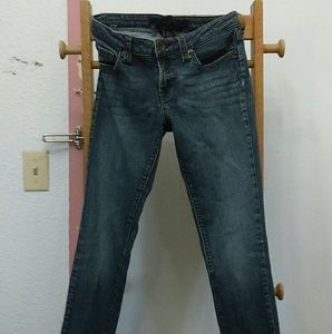 Refuge women's jeans Size 5R (USED/SOME DAMAGE)